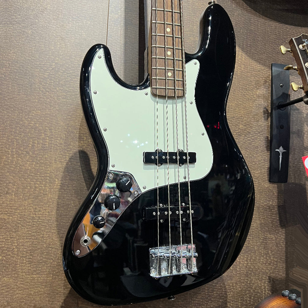 USED SPECIAL! Fender 2015 Standard Series Left Handed Jazz Electric Bass Rosewood in Black - USDJAZZBASSLH