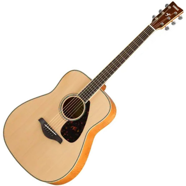 Yamaha FG840 Solid Spruce Top Flamed Maple Back/Sides Acoustic Guitar in Natural - FG840