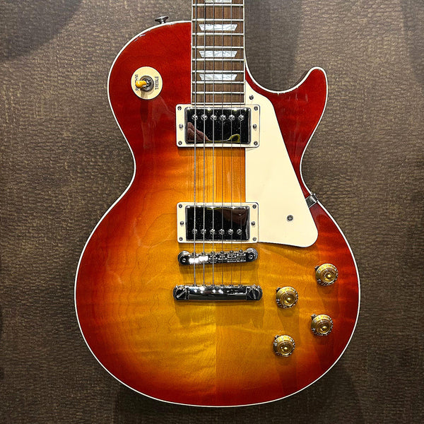 USED SPECIAL! Gibson Les Paul Standard 50s Electric Guitar in Heritage Cherry Sunburst w/Case - USDLPS500HSNH