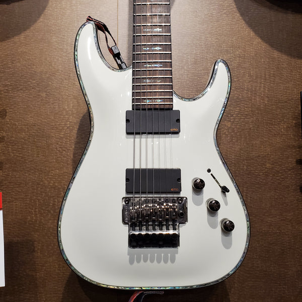 USED SPECIAL! - Schecter Hellraiser FR 7 String Electric Guitar in White w/Gig Bag - USDSCHHR7STRING