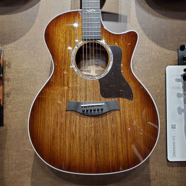 Taylor NOS Special Edition GA Acoustic Electric Walnut in Shaded Edgeburst w/Case - NOS424CESE