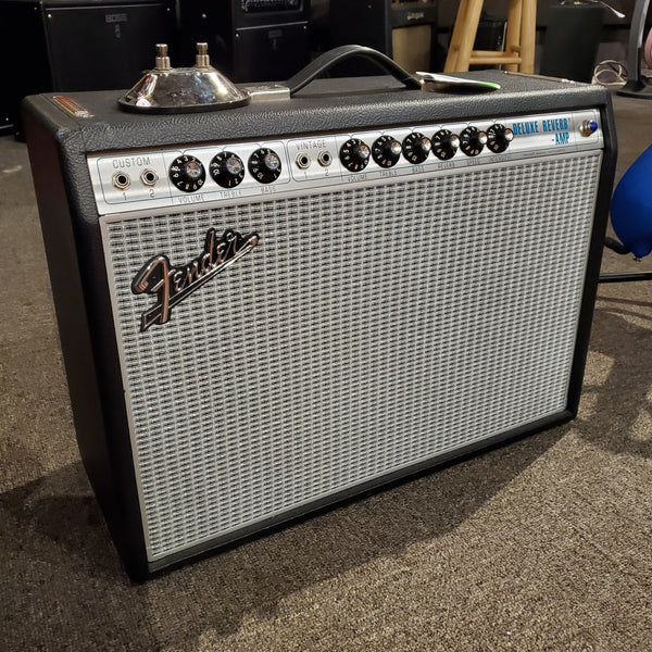 USED SPECIAL! - Fender 68' Custom Deluxe Reverb 22w Tube Guitar Amplifier w/Cover & Footswitch - USD68DLXREV