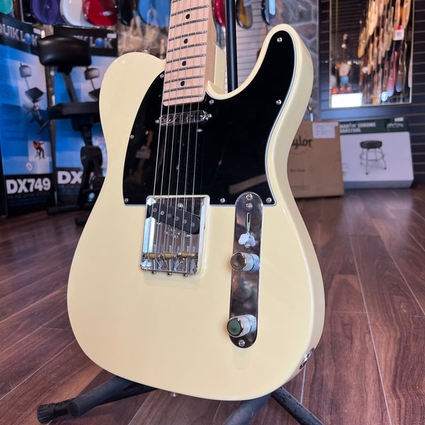 USED SPECIAL! Fender American Performer Telecaster Electric Guitar in Vintage White w/Bag - USDAMPERFTELE