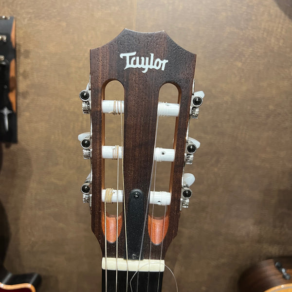 USED SPECIAL! Taylor Academy 12N Nylon String Classical Guitar w/Bag - USDACADEMY12N