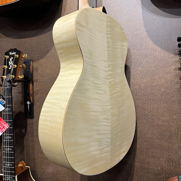 Taylor GC Academy Limited Acoustic Electric Maple Lutz Spruce Top w/Bag - EG12ELTD