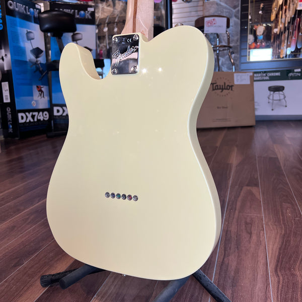 USED SPECIAL! Fender American Performer Telecaster Electric Guitar in Vintage White w/Bag - USDAMPERFTELE