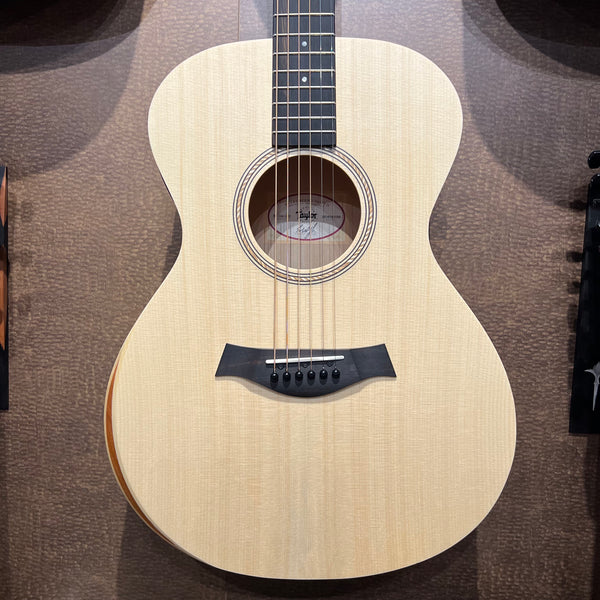 Taylor GC Academy Limited Acoustic Electric Maple Lutz Spruce Top w/Bag - EG12ELTD