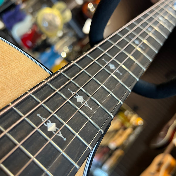 USED SPECIAL! Taylor 314ce V-Class Cutaway Acoustic Electric w/Case - USD314CE