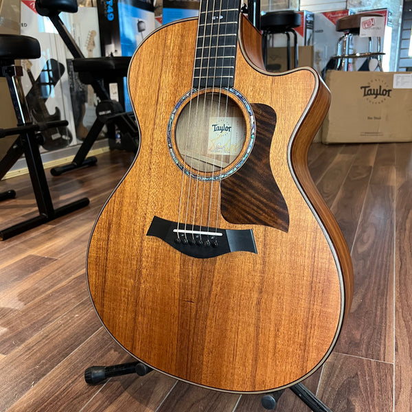USED SPECIAL! Taylor 2022 722ce Grand Concert Select Koa Acoustic Electric w/Case - USD722CE