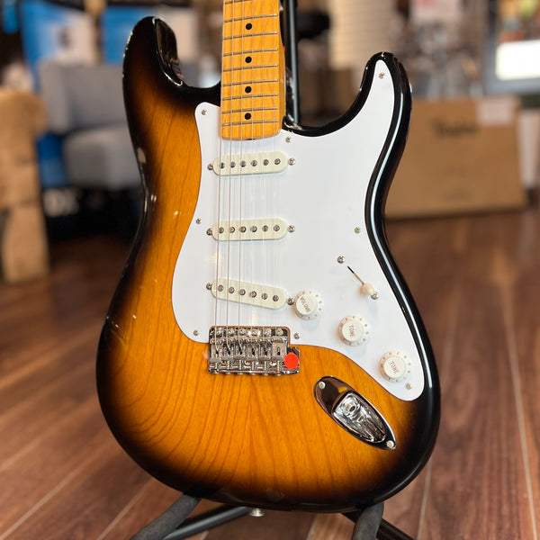 USED SPECIAL! Fender 1994 40th Anniversary 1954 Reissue Stratocaster Electric Guitar w/2 Cases - USD1994STRAT
