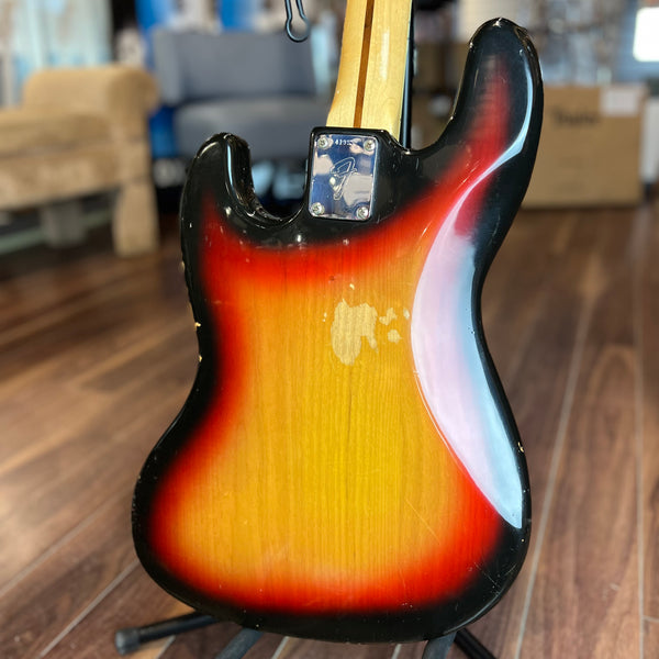 USED SPECIAL! Fender 1973 Jazz Electric Bass in 3-Color Sunburst w/Case - USD1973JAZZBASS