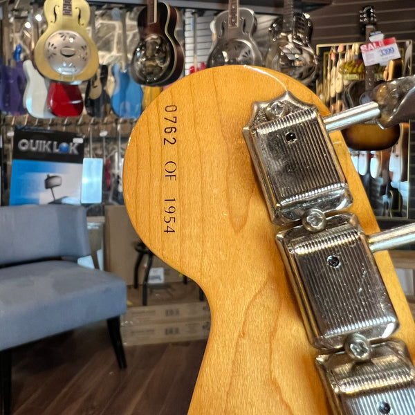 USED SPECIAL! Fender 1994 40th Anniversary 1954 Reissue Stratocaster Electric Guitar w/2 Cases - USD1994STRAT