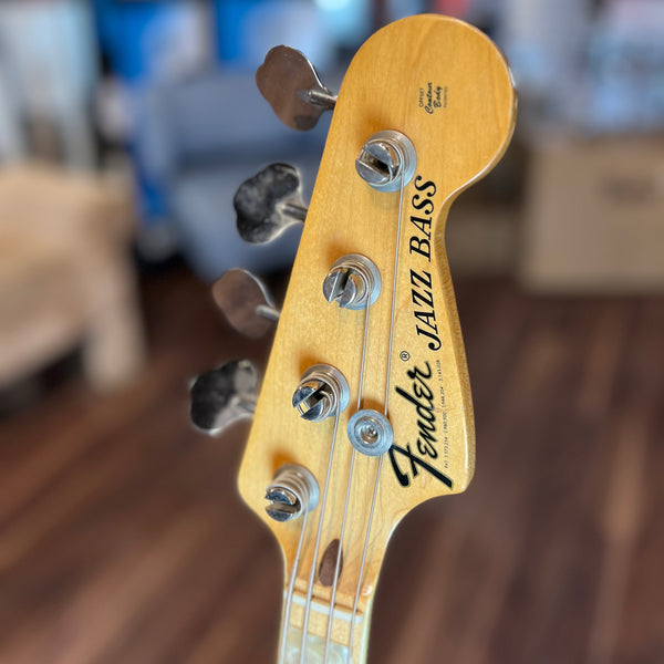 USED SPECIAL! Fender 1973 Jazz Electric Bass in 3-Color Sunburst w/Case - USD1973JAZZBASS