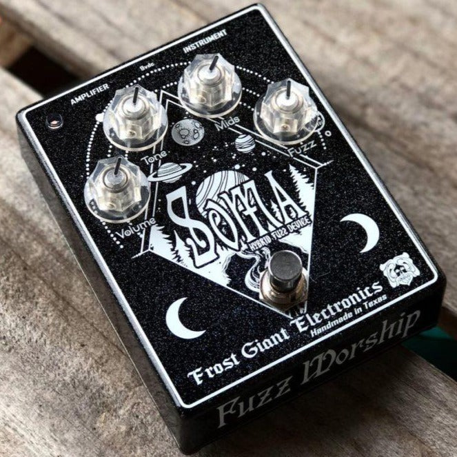 Frost Giant Soma Tall Font Fuzz Effects Pedal in Black - SOMABLK