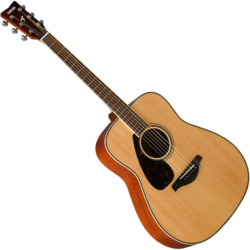 Yamaha Left Handed Acoustic Guitar Solid Spruce Top in Natural - FG820L